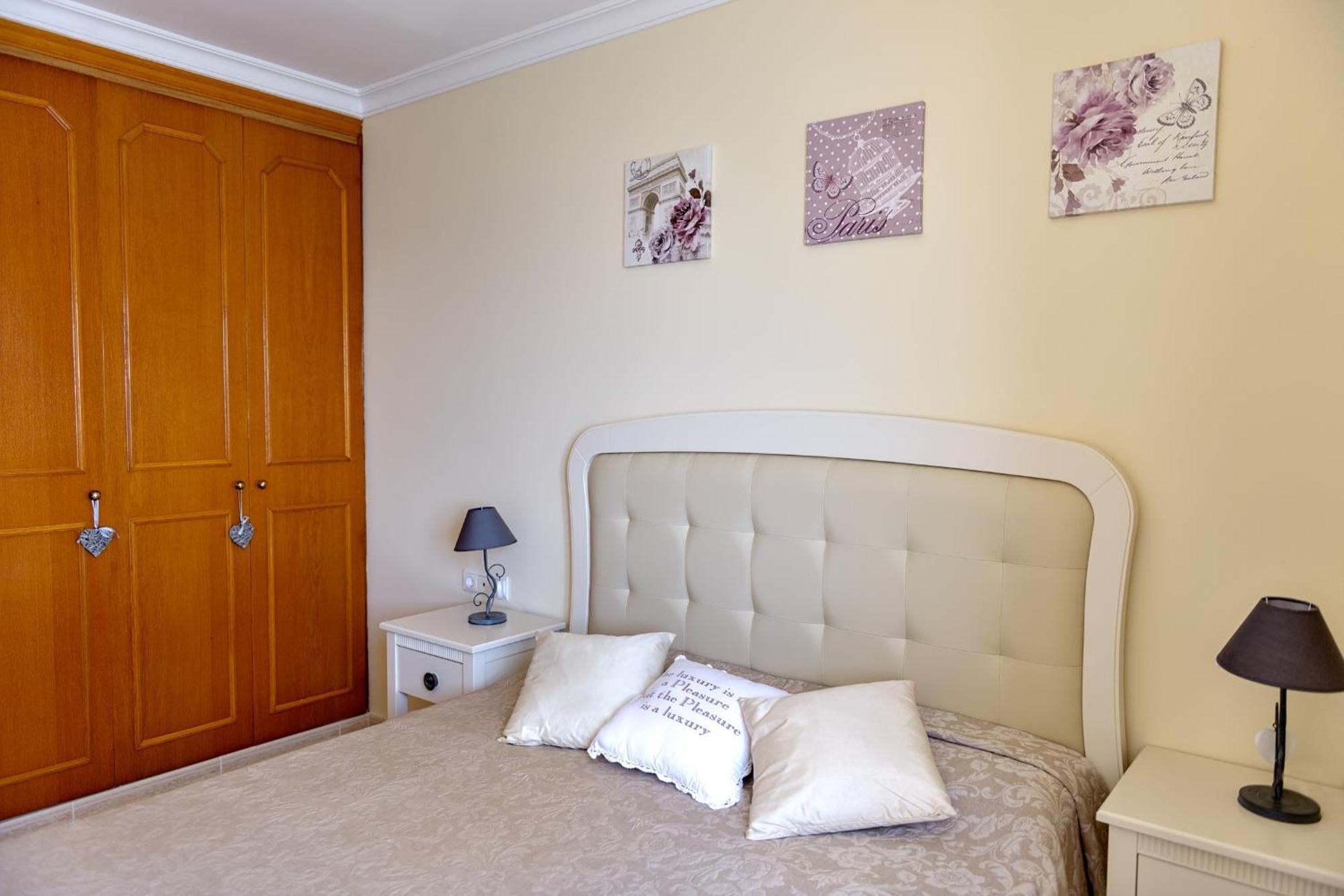 Aparthotel Ola Blanca Cala de Finestrat Oda fotoğraf
